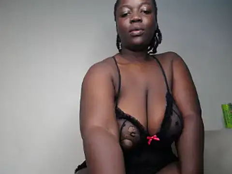 Melanin_Bosset Show in webcam