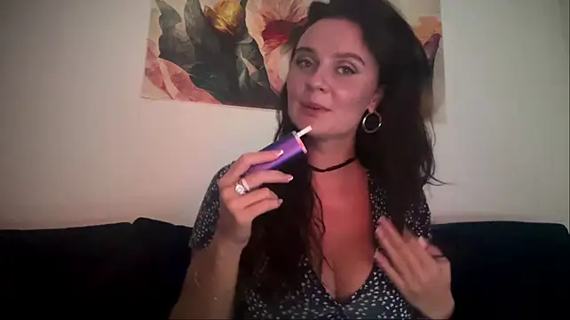AvaStone_ Chat XXX in diretta
