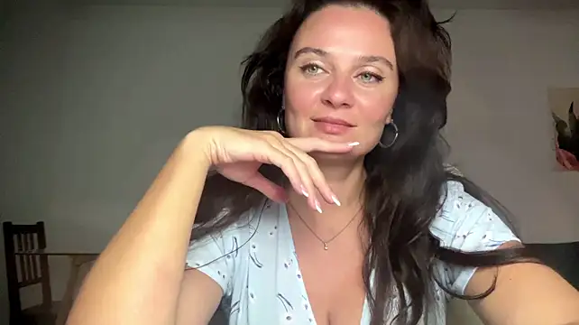 Chat XXX ao vivo de AvaStone_