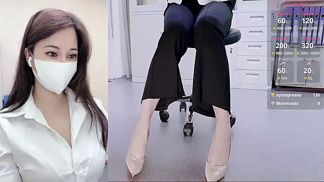 -Sophia-99's Live XXX Chat