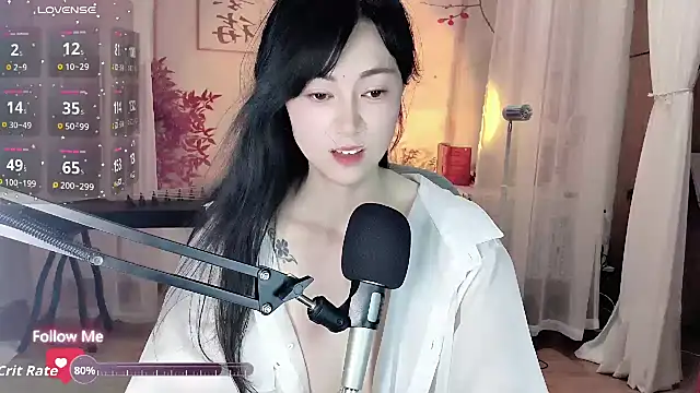 noomi-1111's Live XXX Chat