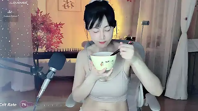 noomi-1111n Live XXX chat