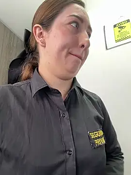 Pokazy przed kamerką – suzy-111