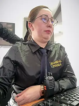 suzy-111's Webcam Show