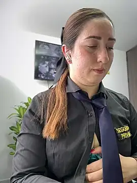 suzy-111 Adlı Modelin Web Kamerası Şovu