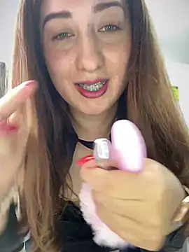 suzy-111 Adlı Modelin Web Kamerası Şovu