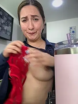suzy-111 Webcam Show