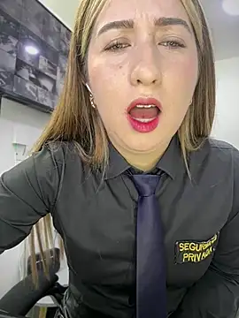 Pokazy przed kamerką – suzy-111