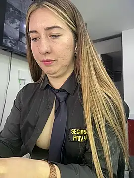 suzy-111 Webcam Show