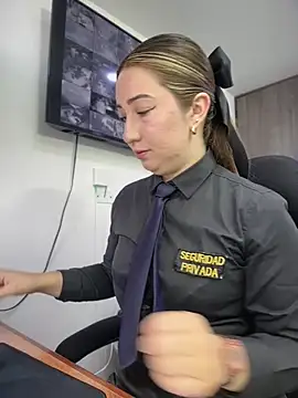 Show de suzy-111 na webcam