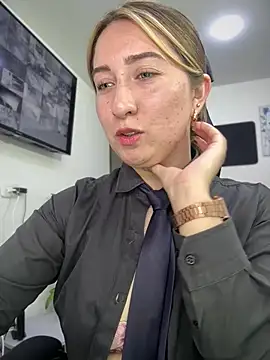 suzy-111 webkamerás műsora