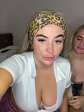 ScarlettSChat Adlı Modelin Web Kamerası Şovu
