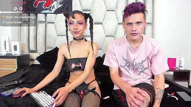 Chat +18 de karlaandmatt ao vivo