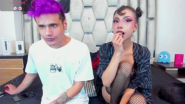 karlaandmatt ওয়েবক্যাম শো