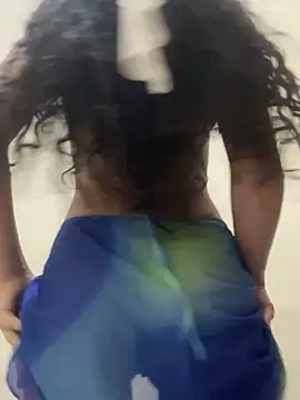 Saricol_sexy1_squirt Webcamshow