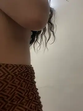 Saricol_sexy1_squirt's Webcam Show