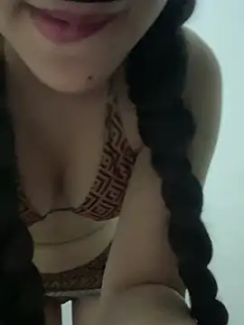 Saricol_sexy1_squirt's Webcam Show
