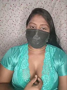 צ'אט XXX בשידור חי של Tamil_Romantic_Saro