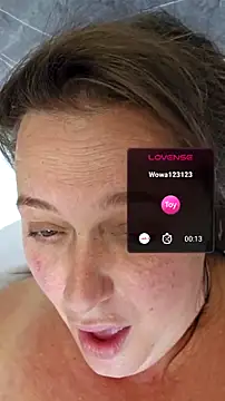 Živý XXX chat Blondibaby