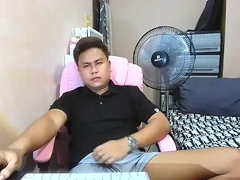 tipsy_butter Pertunjukan Webcam