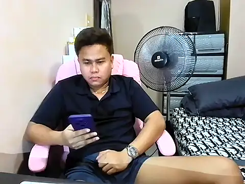 tipsy_butter Pertunjukan Webcam