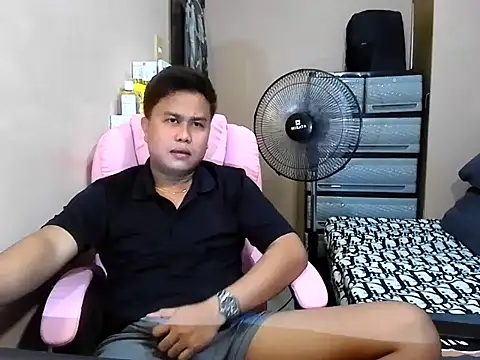 tipsy_butter Pertunjukan Webcam