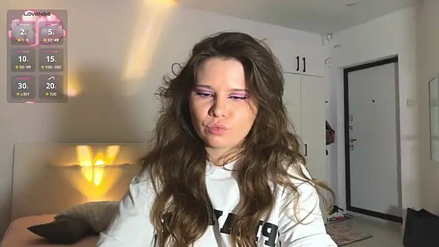 PonyChika's Live XXX Chat