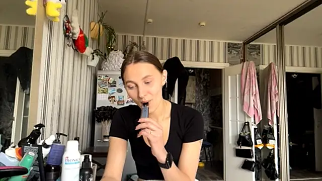 Pertunjukan Kamera Web AiConzemius