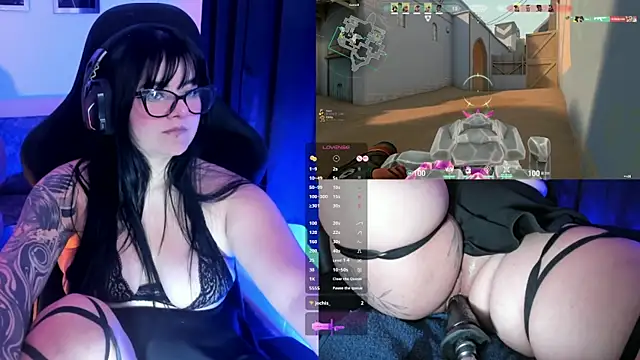 EternaAura_'s Live XXX Chat