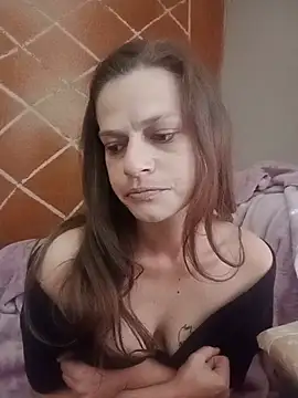 Skymadison6 élő XXX-chatje