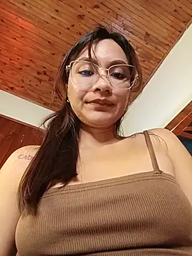 Leticia_Hinkley_ élő XXX-chatje