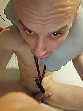 UpbeatXiphias' Webcam Show