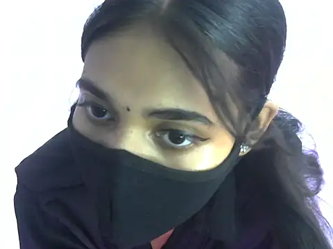 Shanaya_xo's Webcam Show