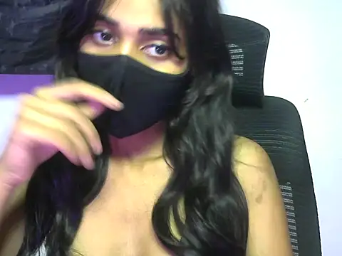 Shanaya_xo's Webcam Show