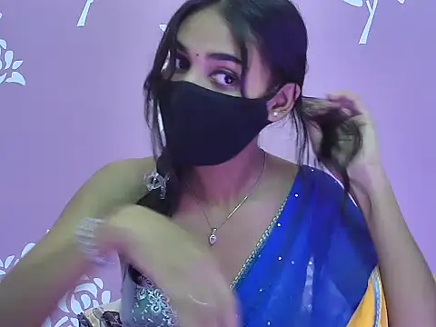 Shanaya_xo's Webcam Show