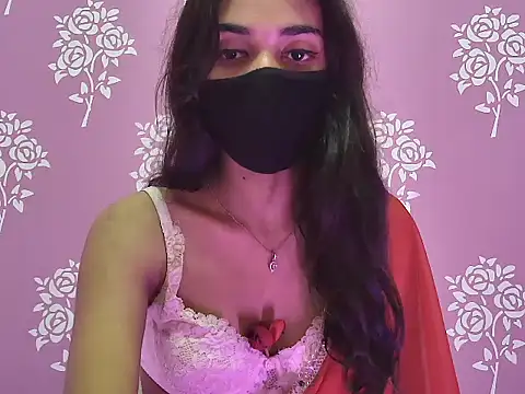 Shanaya_xo webkamerás műsora