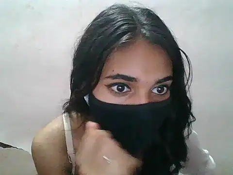 Shanaya_xo Webcam Show