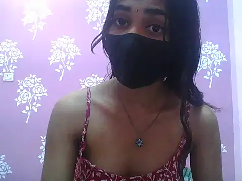 Shanaya_xo's Live XXX Chat