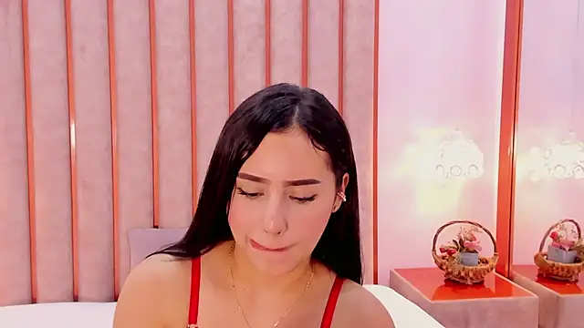 Zoe_Monrow's Live XXX Chat