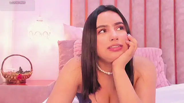 Chat XXX en directo de Zoe_Monrow