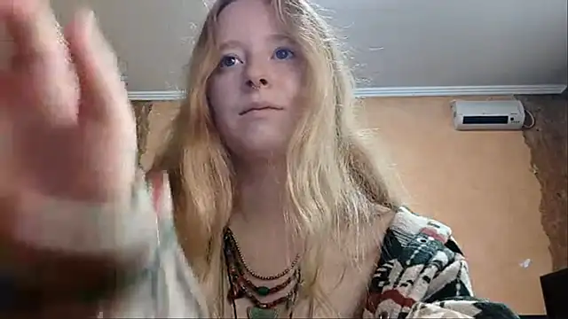 KateVibe_01's Webcam Show