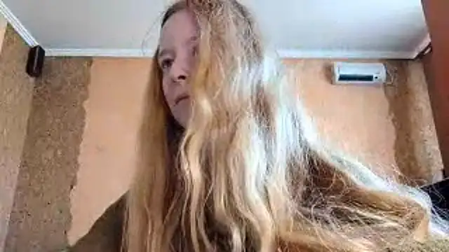 KateVibe_01's Webcam Show