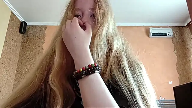 חדר צ'אט בשידור חי של KateVibe_01