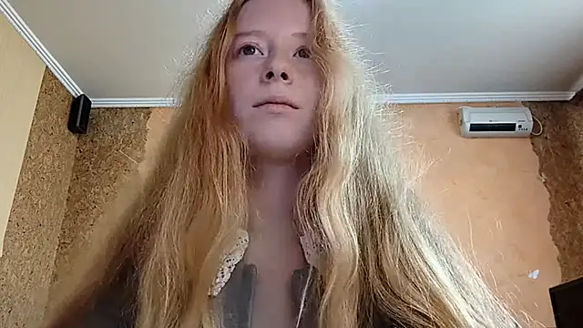 Chatroom XXX en direct de KateVibe_01