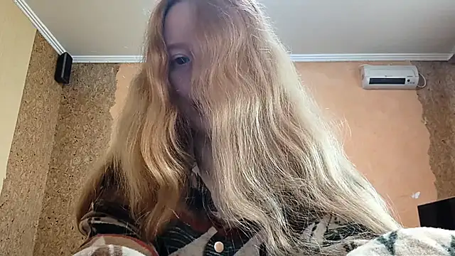 KateVibe_01's Webcam Show