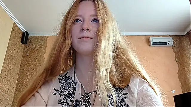 Chat XXX en directo de KateVibe_01