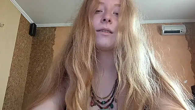 KateVibe_01's Webcam Show