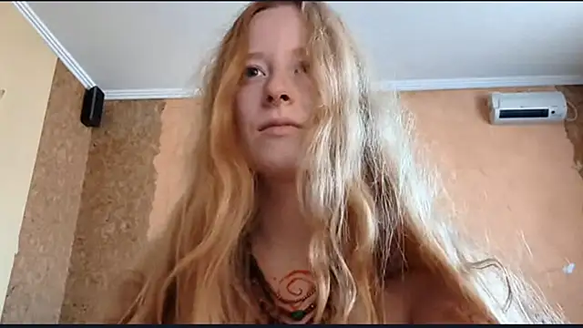 KateVibe_01n Webbikameraesitys