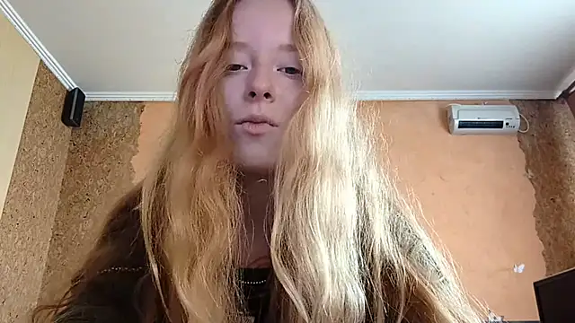 KateVibe_01 Show in webcam
