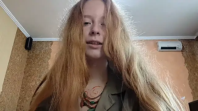 KateVibe_01's Webcam Show